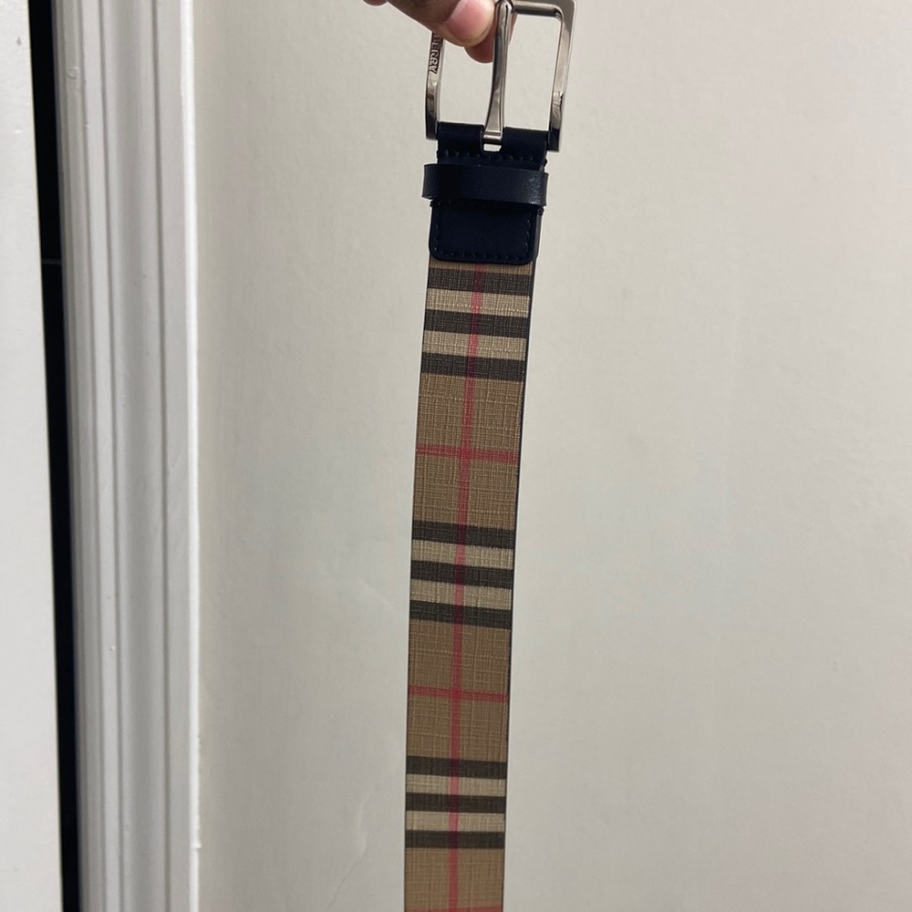 Burberry belt